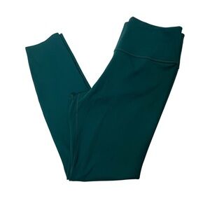 NWOT Nike Women’s One‎ Luxe Mid-Rise 7/8 Leggings Medium